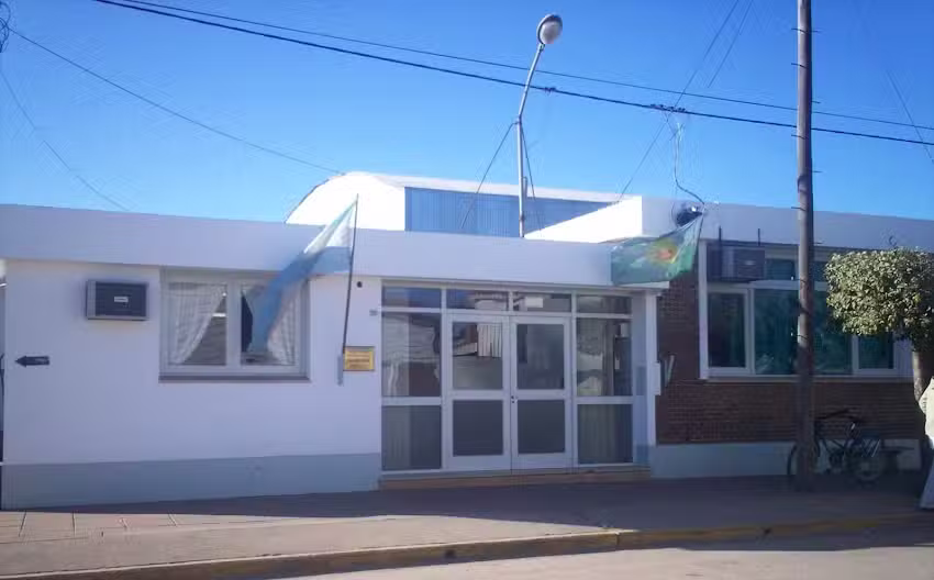 Escuela De Educación Secundaria Nº1 Bernardino Rivadavia
