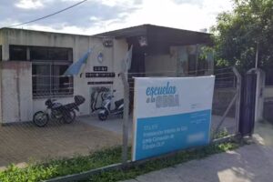 Escuela De Educación Secundaria Nº12