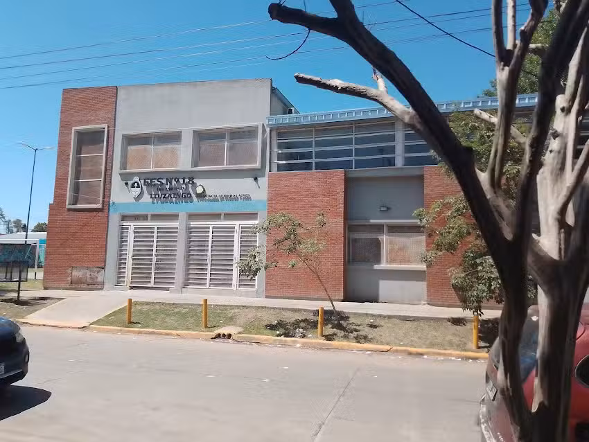 Escuela de Educación Secundaria Nº18 Ituzaingó