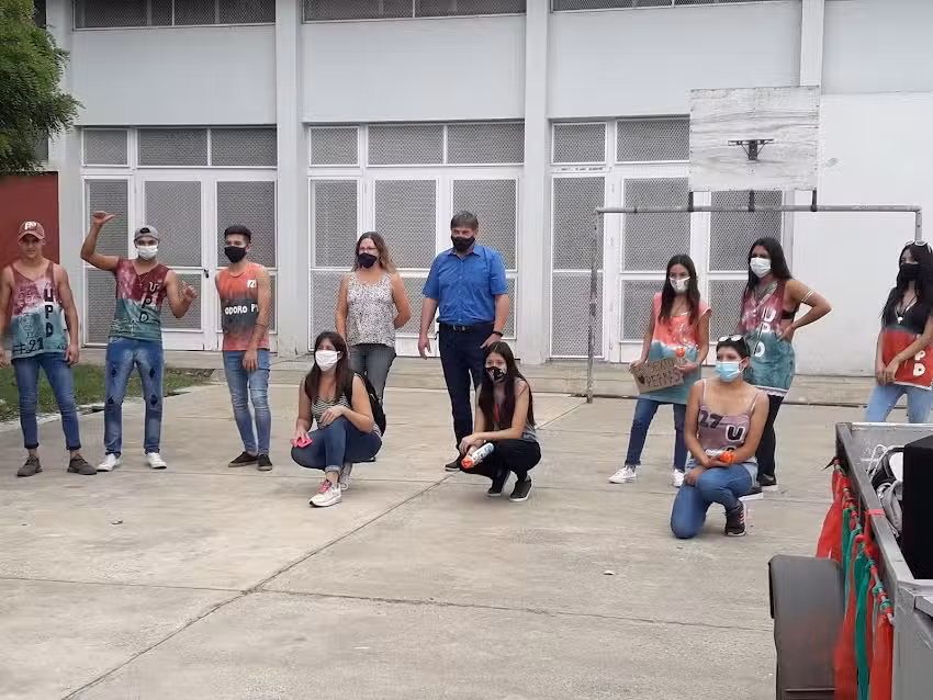 Escuela De Educación Secundaria Nº5