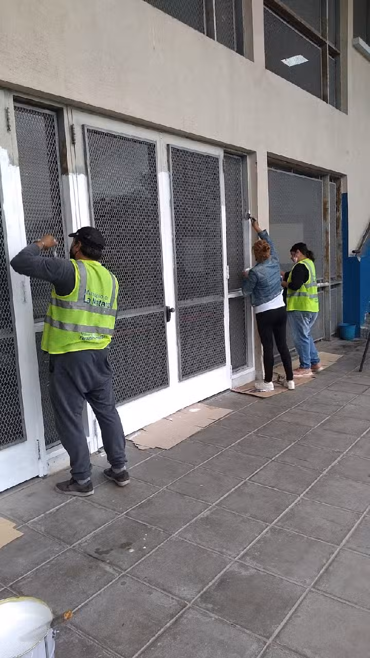 Escuela De Educación Secundaria Nº72