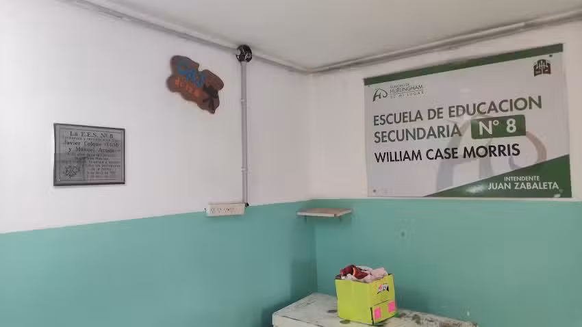 Escuela De Educación Secundaria Nº8 Wc Morris