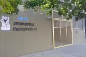 Escuela De Educación Secundaria Nº93
