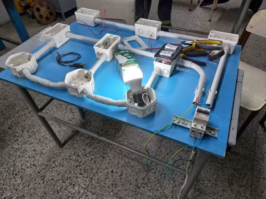 Escuela de Educación Secundaria Técnica Eest Nº6