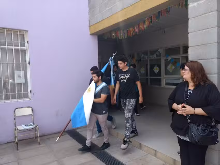 Escuela de Educación Secundaria Técnica Nº2 Albert Einstein Ituzaingó