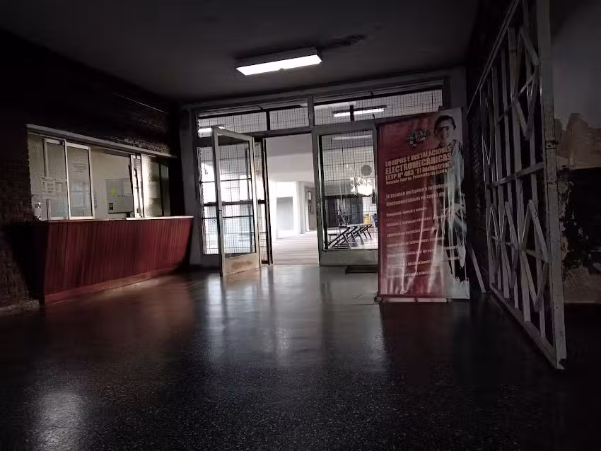 Escuela de Educación Técnico Profesional N 483 El Industrial