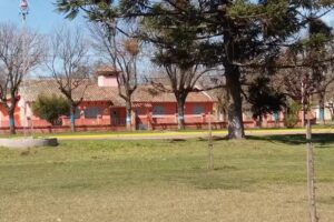 Escuela Dr Angel Gallardo N6190