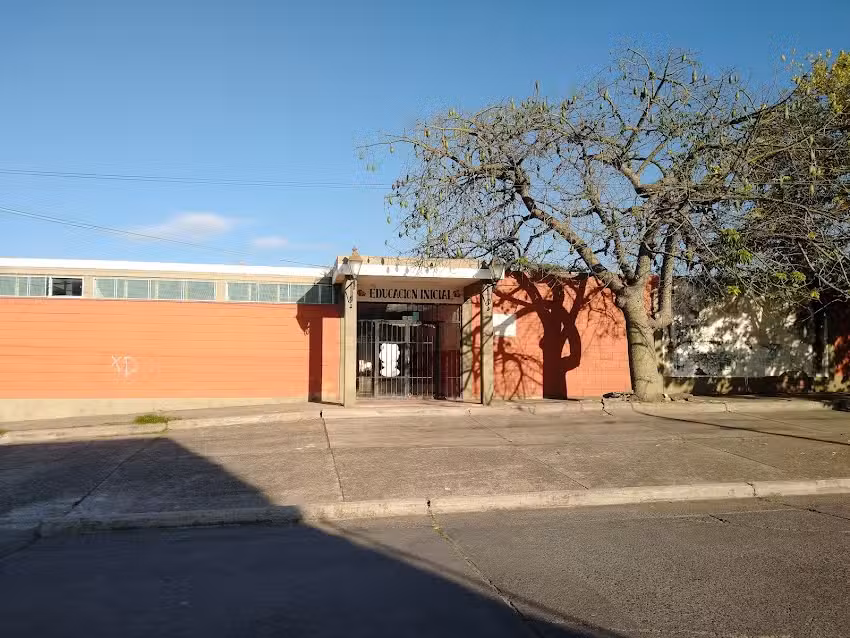 Escuela Dra Carolina Tobar García