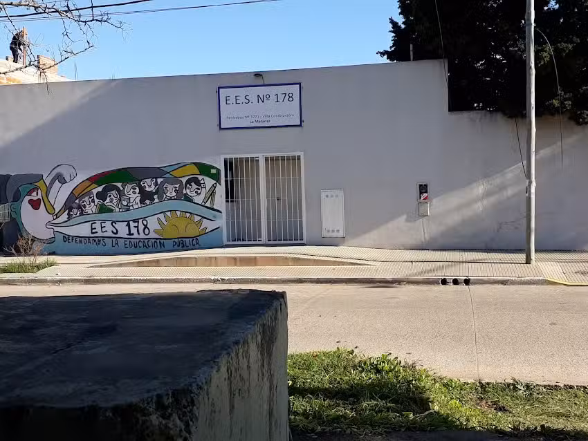 Escuela Educación Secundaria Nº 178
