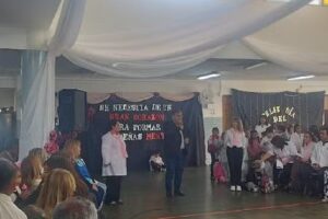 Escuela Elvira de La Riestra de Lainez