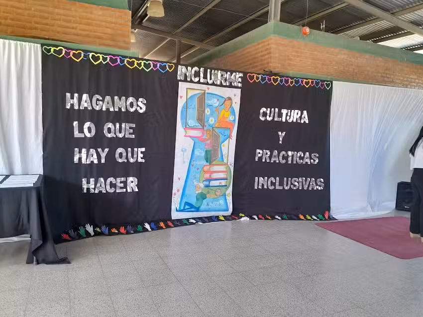 Escuela Especial de Trancas