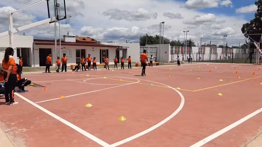Escuela generativa Por un mañana mejor