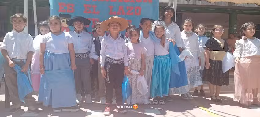 Escuela Libertador de Los Andes N1455