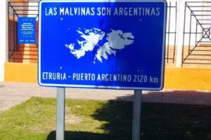 Escuela Malvinas