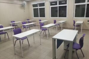 Escuela Media N1 De 13 Manuel Mujica Láinez