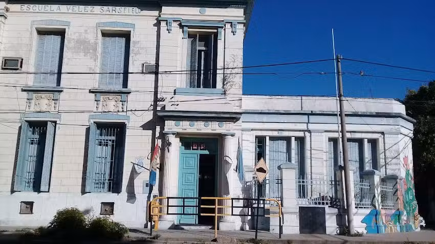 Escuela N 13 Dalmacio Vélez Sársfield