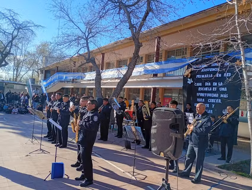 Escuela N 1421 República Oriental Del Uruguay