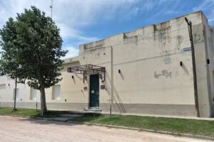 Escuela N 2 Primaria Juan Bautista Alberdi y Secundaria José E Lacout