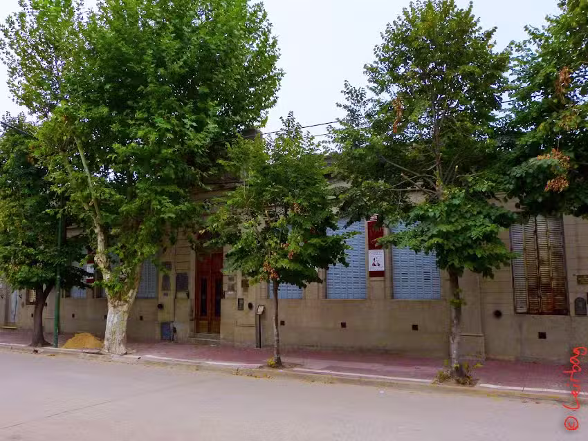 Escuela N1 Bernardino Rivadavia