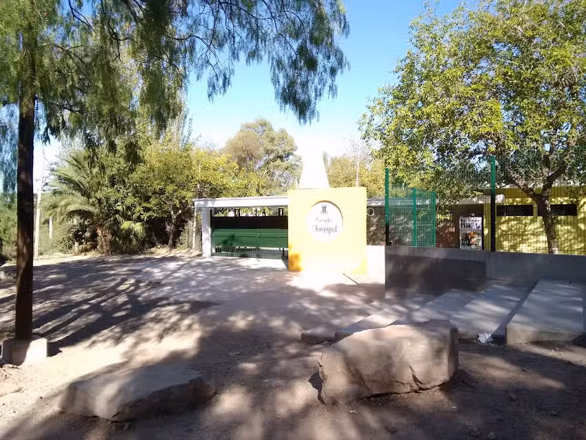 Escuela Np 100 Champagnat