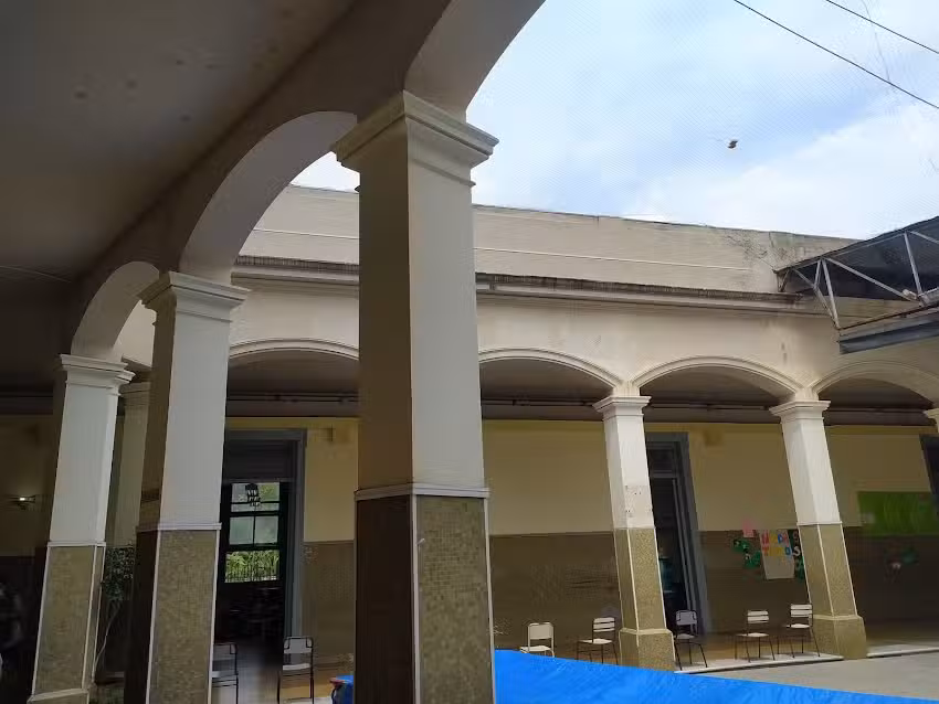 Escuela Nº 17 De 2 Presidente Uriburu