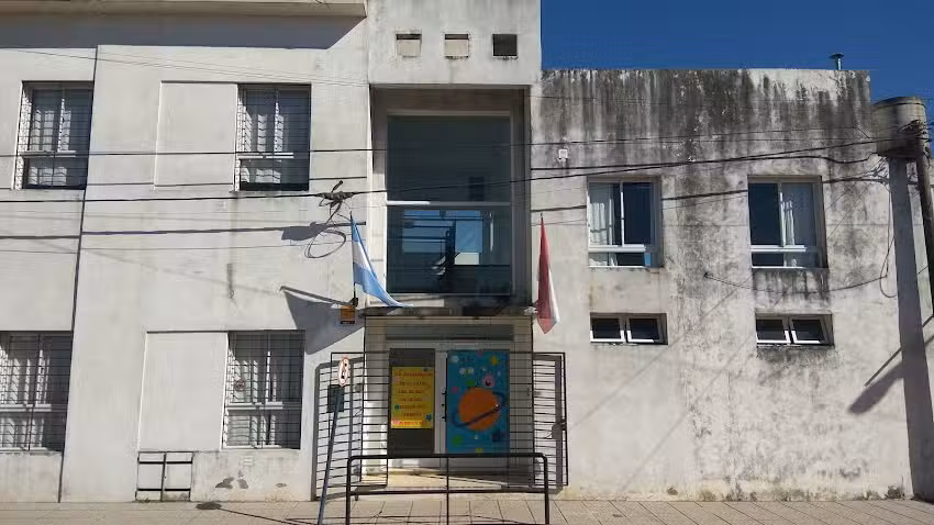 Escuela Nº 233 Defensores del Oeste