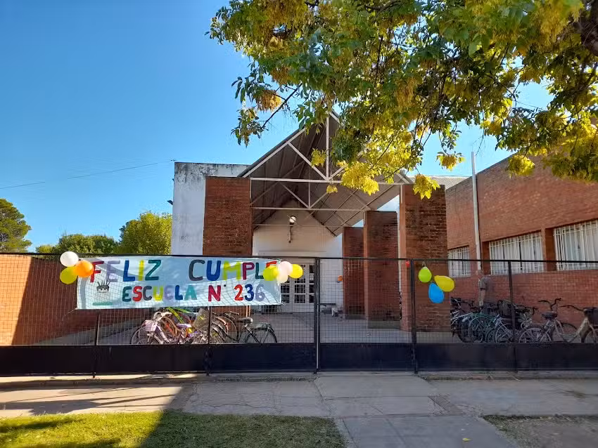 Escuela Nº 236 Pte Juan Domingo Peron