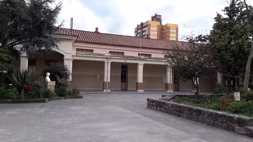 Escuela Normal Juan Ignacio Gorriti