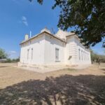 Escuela Olegario V Andrade