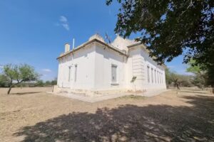 Escuela Olegario V Andrade