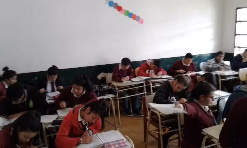 Escuela Parroquial Juana F Diaz De Madariaga