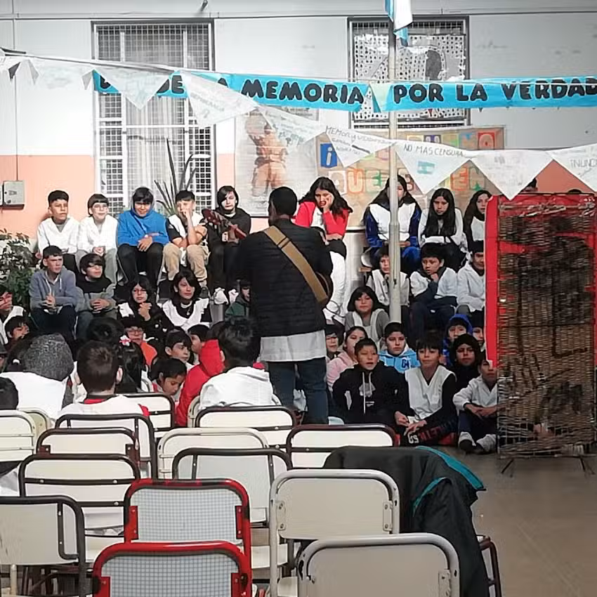 Escuela Primaria Común N 10 De 8 Juan Agustín Maza