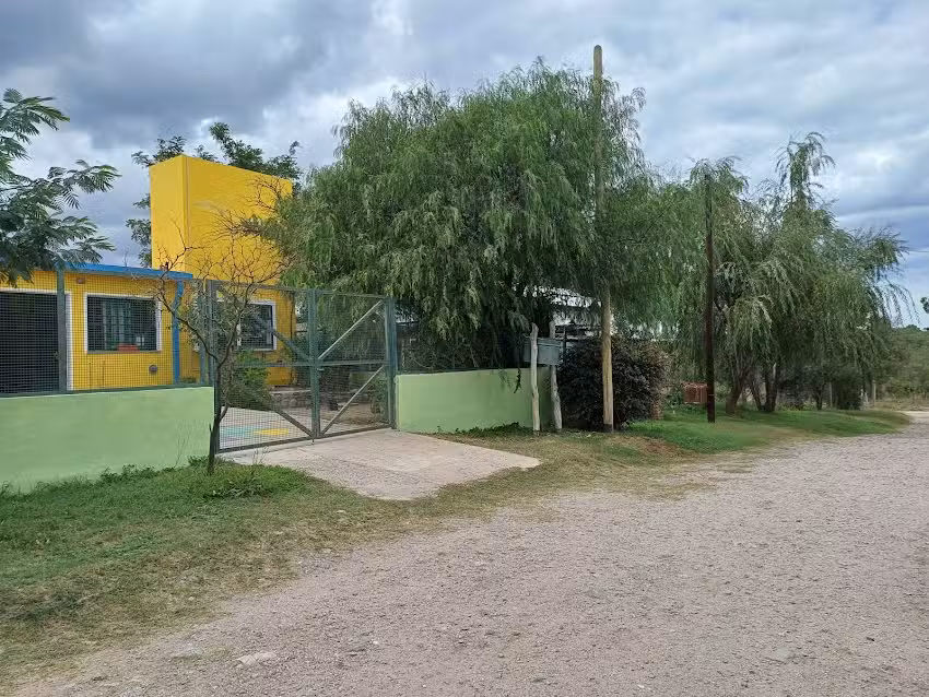 Escuela Primaria de Dolores