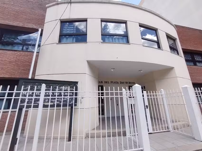 Escuela Primaria Mar del Plata Day School