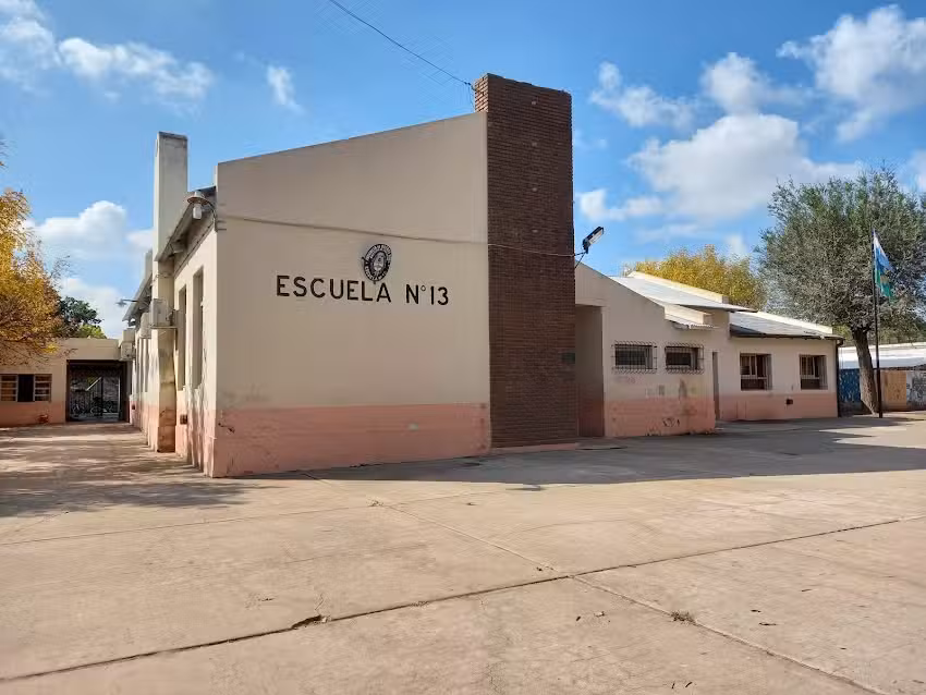 Escuela Primaria N13