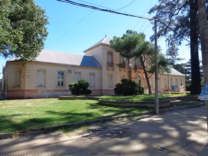 Escuela Primaria N 1248 Rosa Turner De Estrugamou