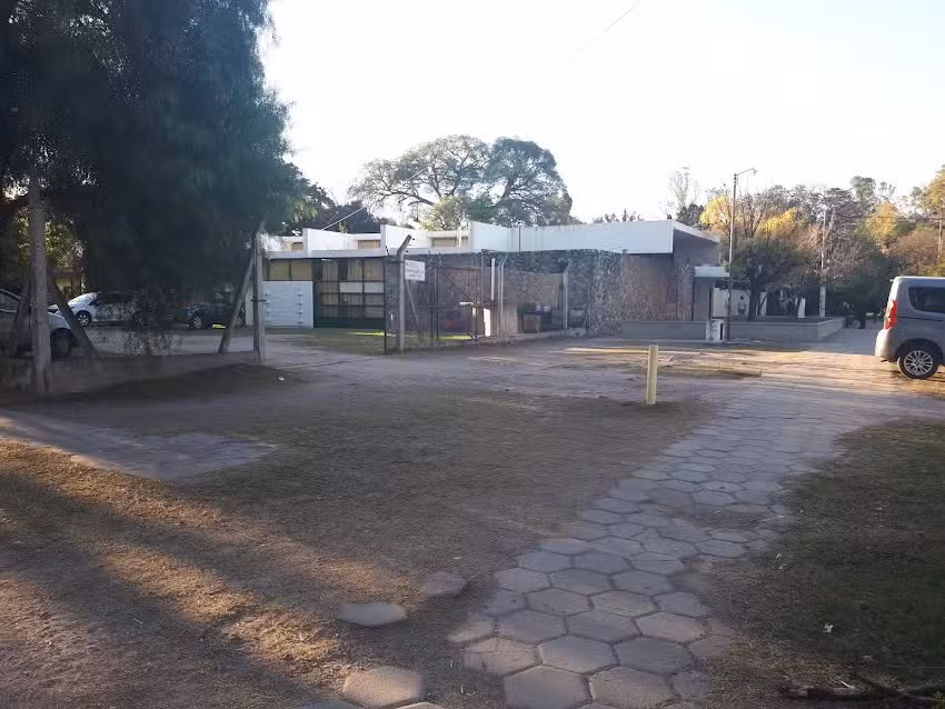 Escuela Provincial Gobernador José M Alvarez