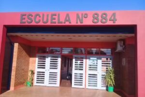 Escuela Pública N884