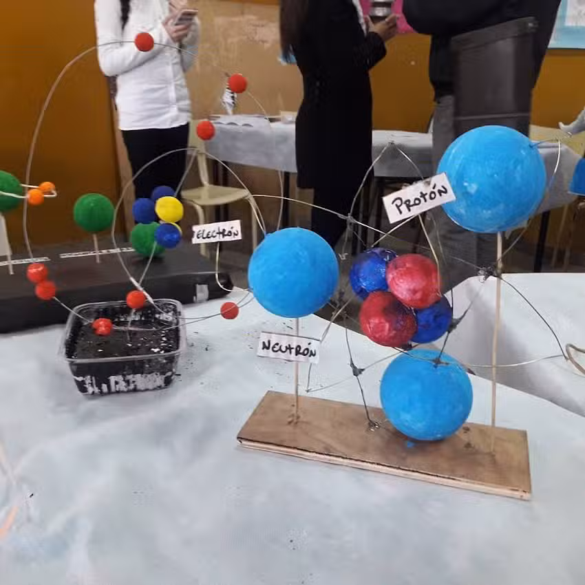 Escuela Pública Primaria N13