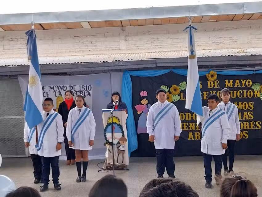 Escuela Republica De Peru