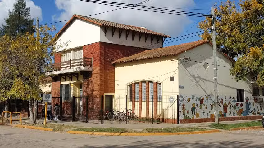Escuela Roque Perez N 856