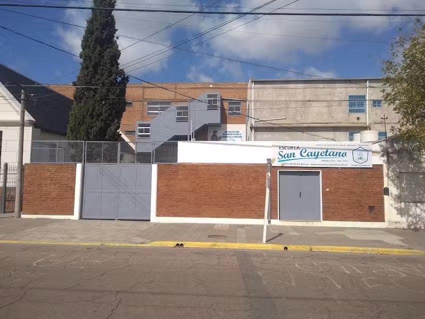 Escuela San Cayetano