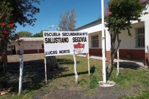 Escuela Secundaria 11 Salustiano Segovia
