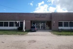 Escuela Secundaria N 5 Soldado Carlos Mosto