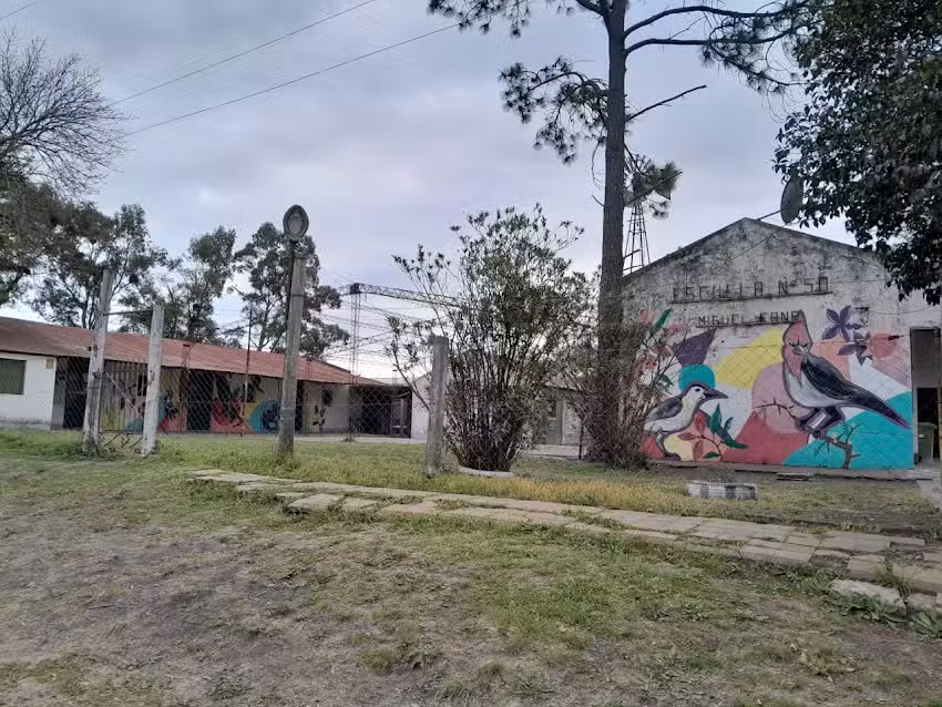 Escuela Secundaria N 9 Costa Uruguay Sur