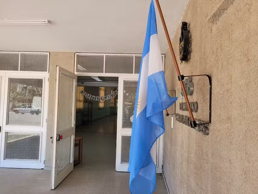 Escuela Secundaria N6 René Favaloro