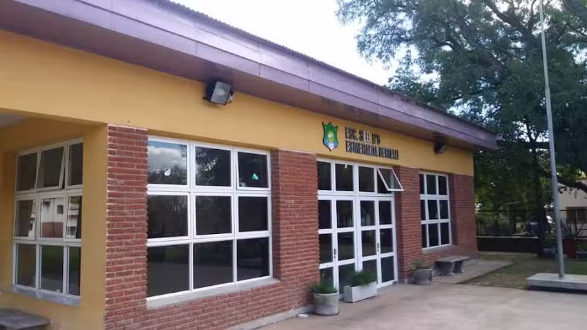 Escuela Secundaria Nº 6 Esmeralda Bertelli