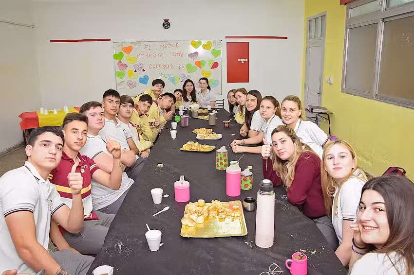 Escuela Secundaria nº 8103 José Manuel Estrada