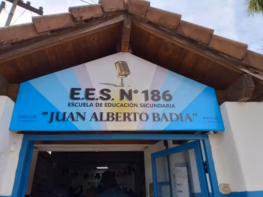 Escuela Secundaria Nº186 Juan Alberto Badia