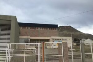 Escuela Secundaria Presidente Hipólito Yrigoyen N 757